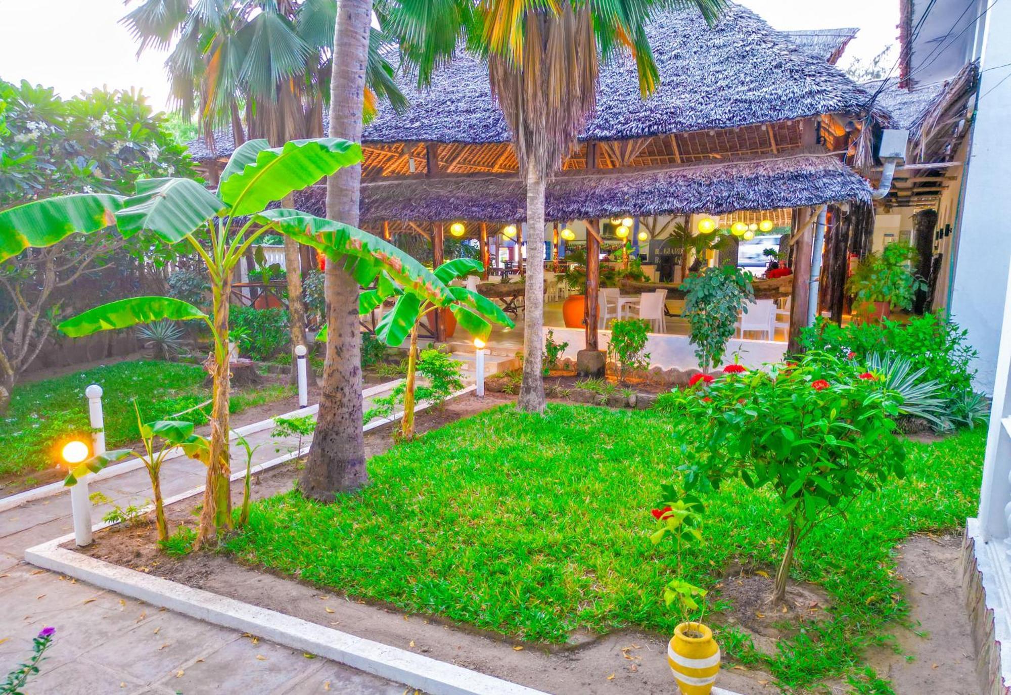 Maasai Resort Mombasa Bagian luar foto